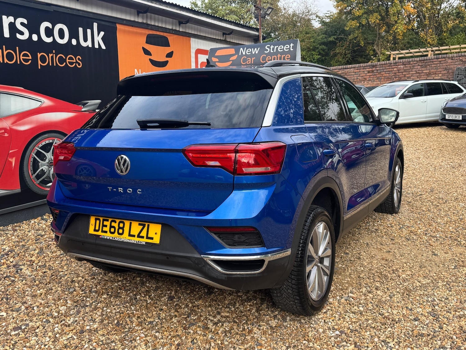 Used Volkswagen T-Roc 2018 for sale - 76136222: Photo 9