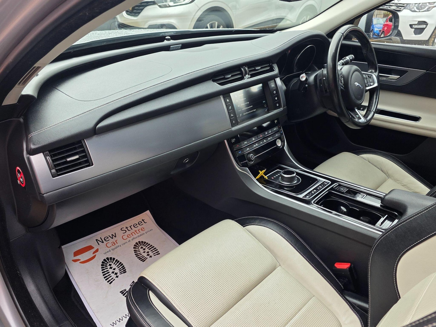 Used Jaguar XF 2017 for sale - 78185000: Photo 30