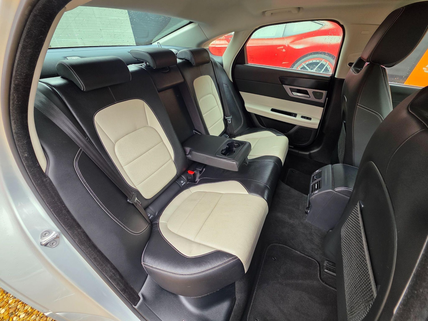 Used Jaguar XF 2017 for sale - 78185000: Photo 38