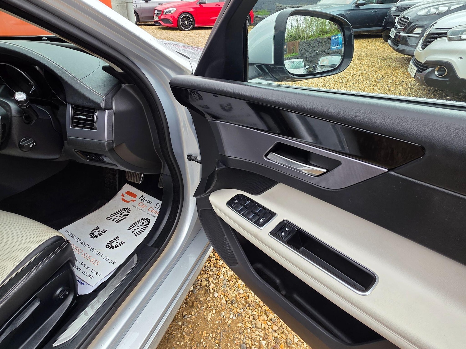 Used Jaguar XF 2017 for sale - 78185000: Photo 40