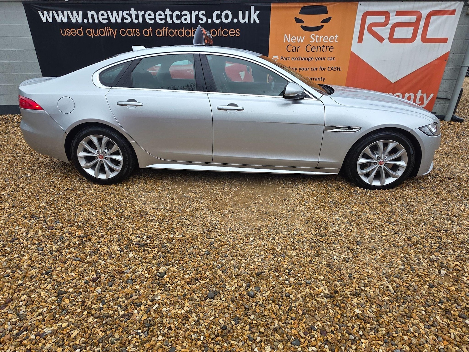 Used Jaguar XF 2017 for sale - 78185000: Photo 7