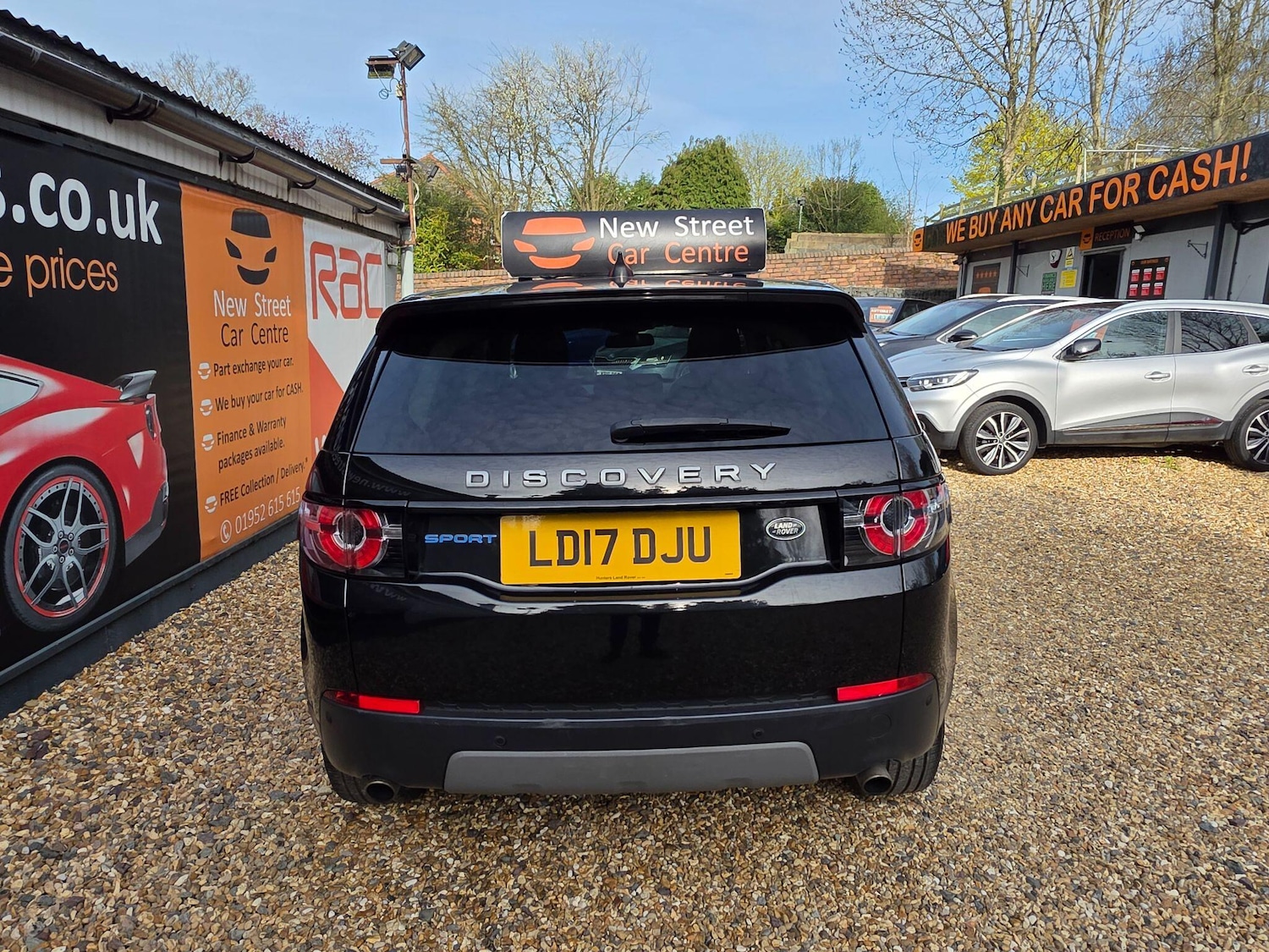 Used Land Rover Discovery Sport 2017 for sale - 78116376: Photo 14