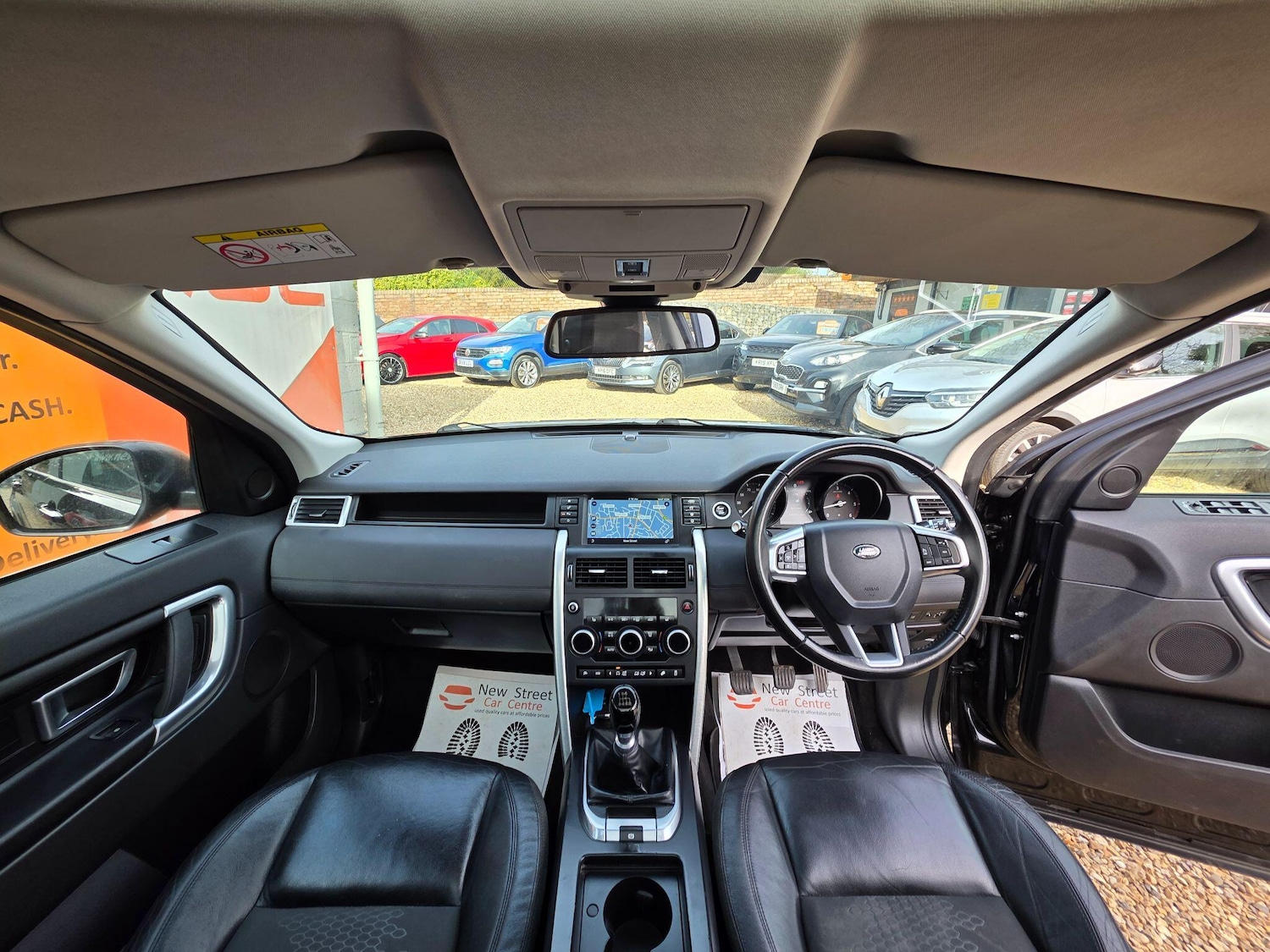 Used Land Rover Discovery Sport 2017 for sale - 78116376: Photo 2