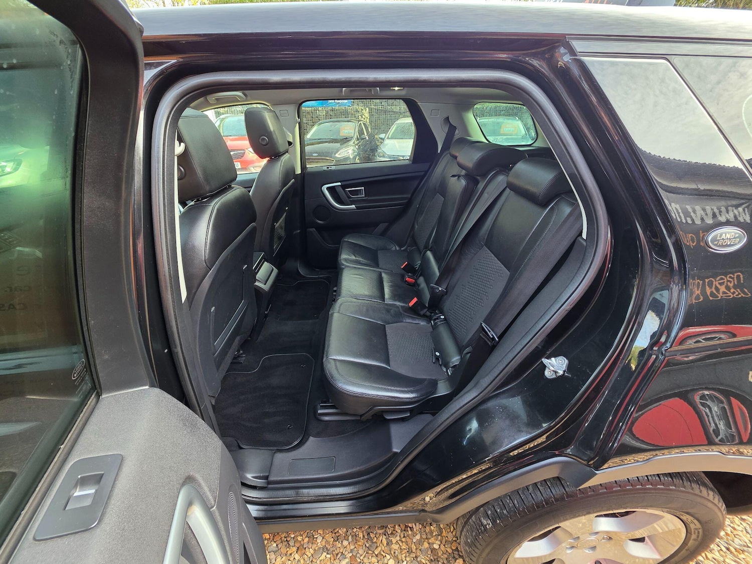 Used Land Rover Discovery Sport 2017 for sale - 78116376: Photo 32