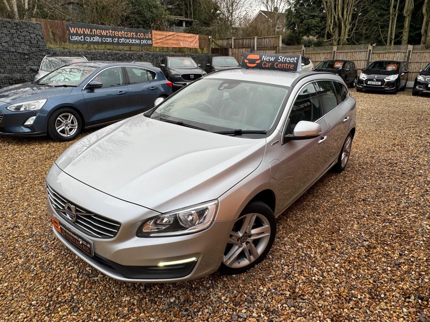 Used Volvo V60 2017 for sale - 77455309: Photo 21