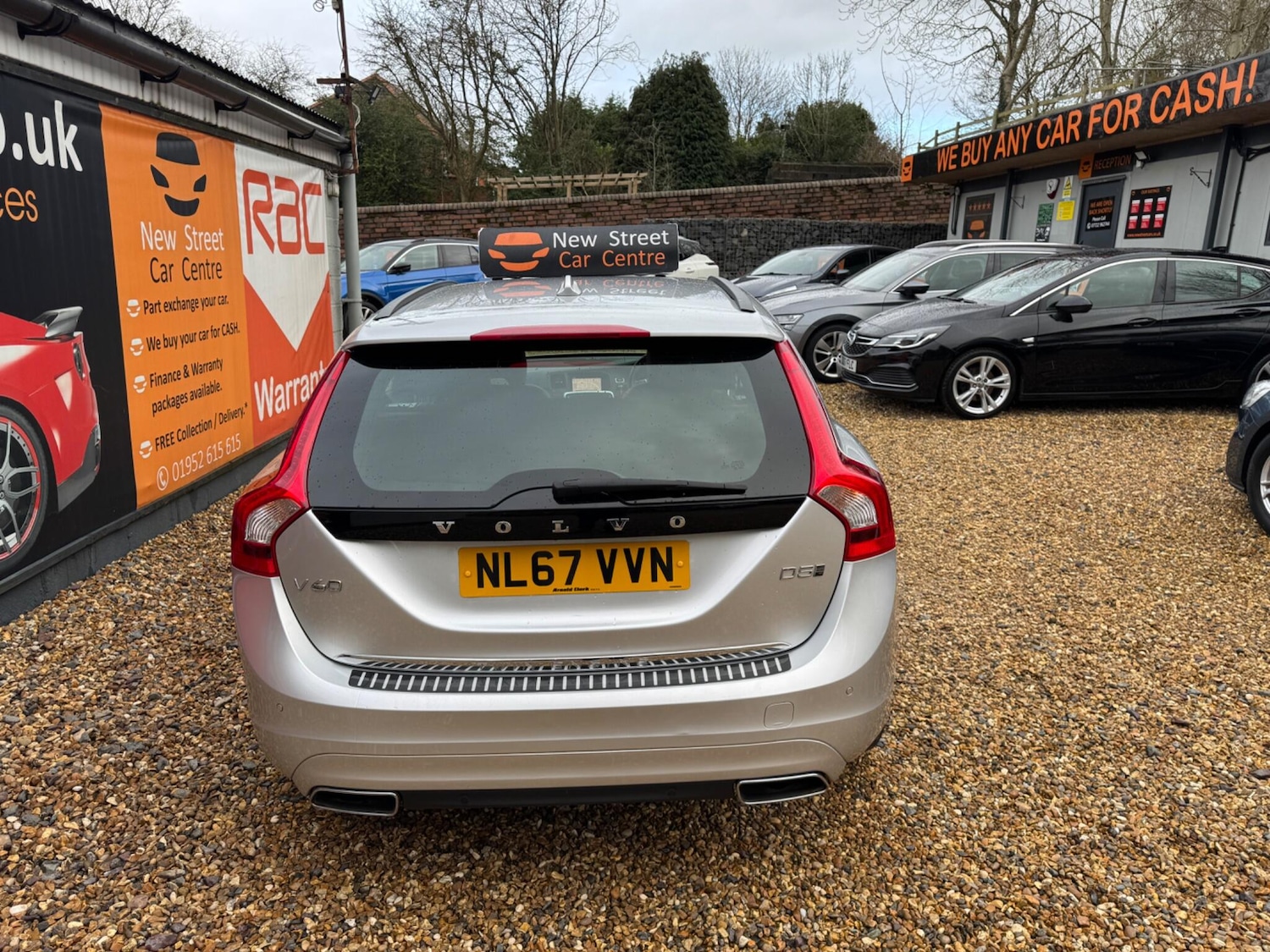 Used Volvo V60 2017 for sale - 77455309: Photo 33