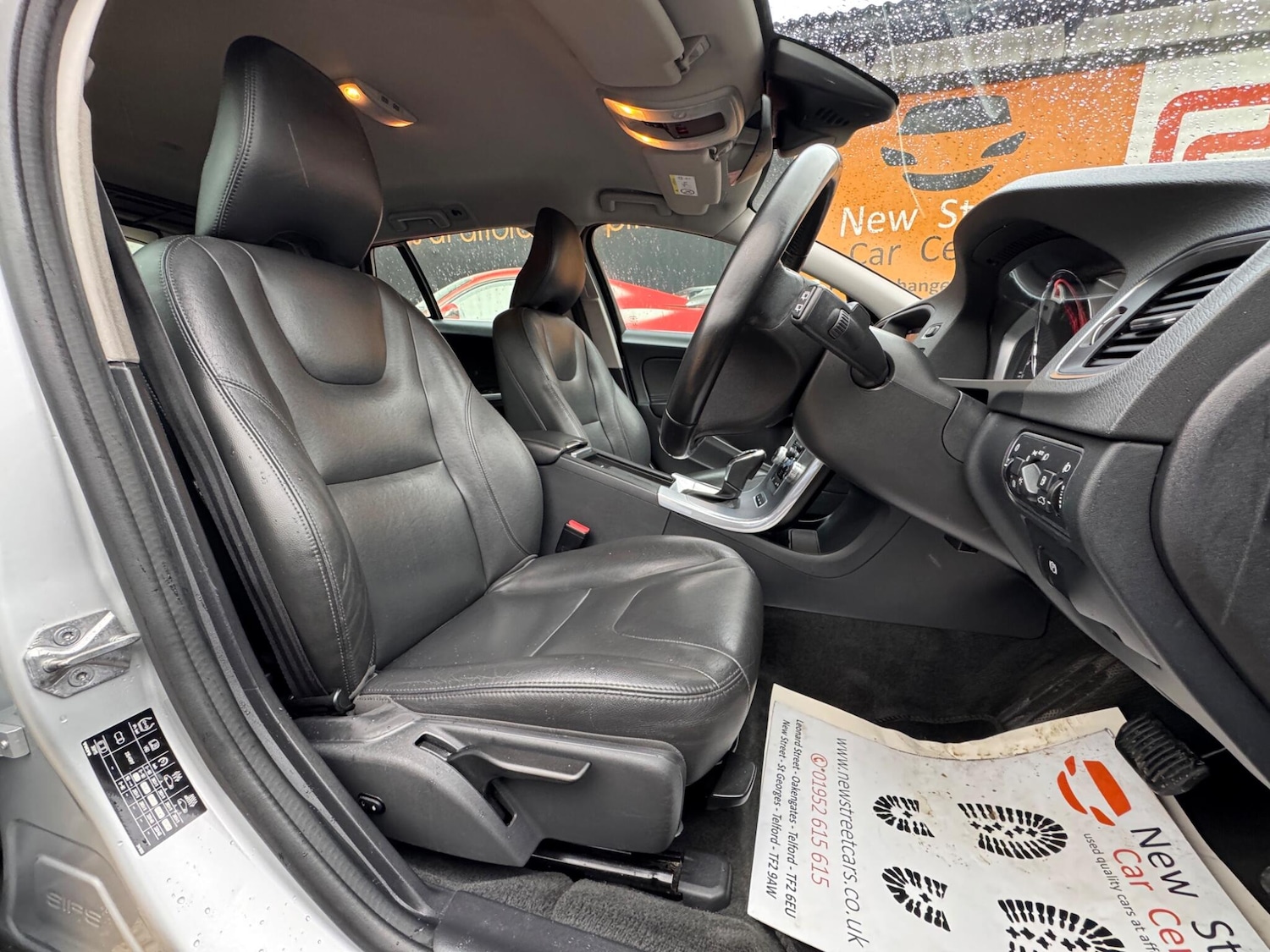 Used Volvo V60 2017 for sale - 77455309: Photo 54