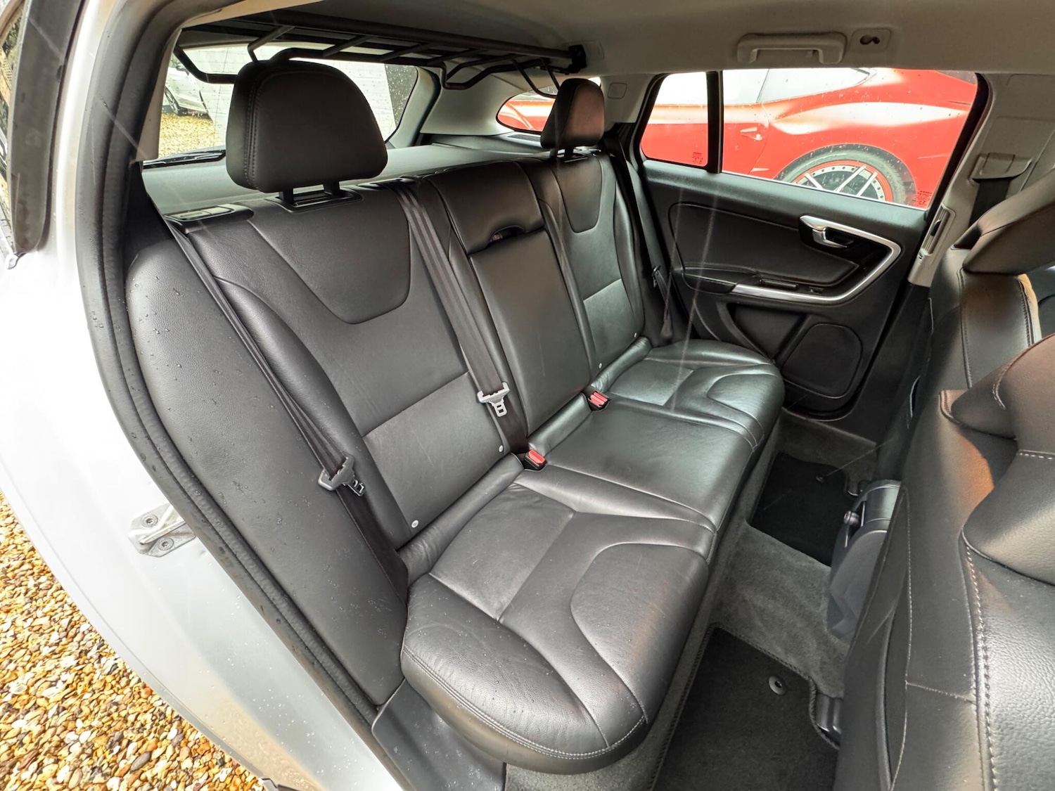 Used Volvo V60 2017 for sale - 77455309: Photo 57