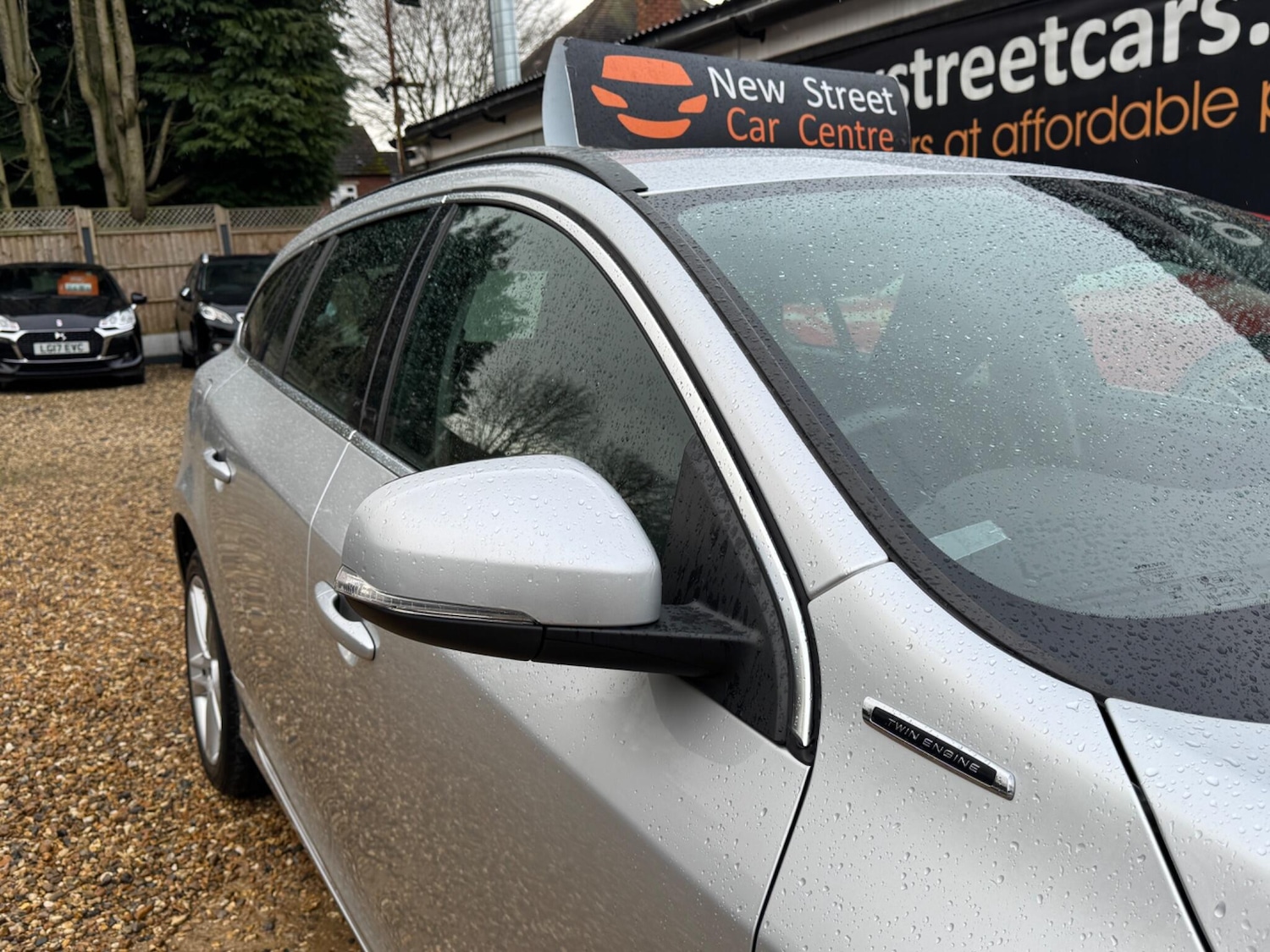 Used Volvo V60 2017 for sale - 77455309: Photo 69