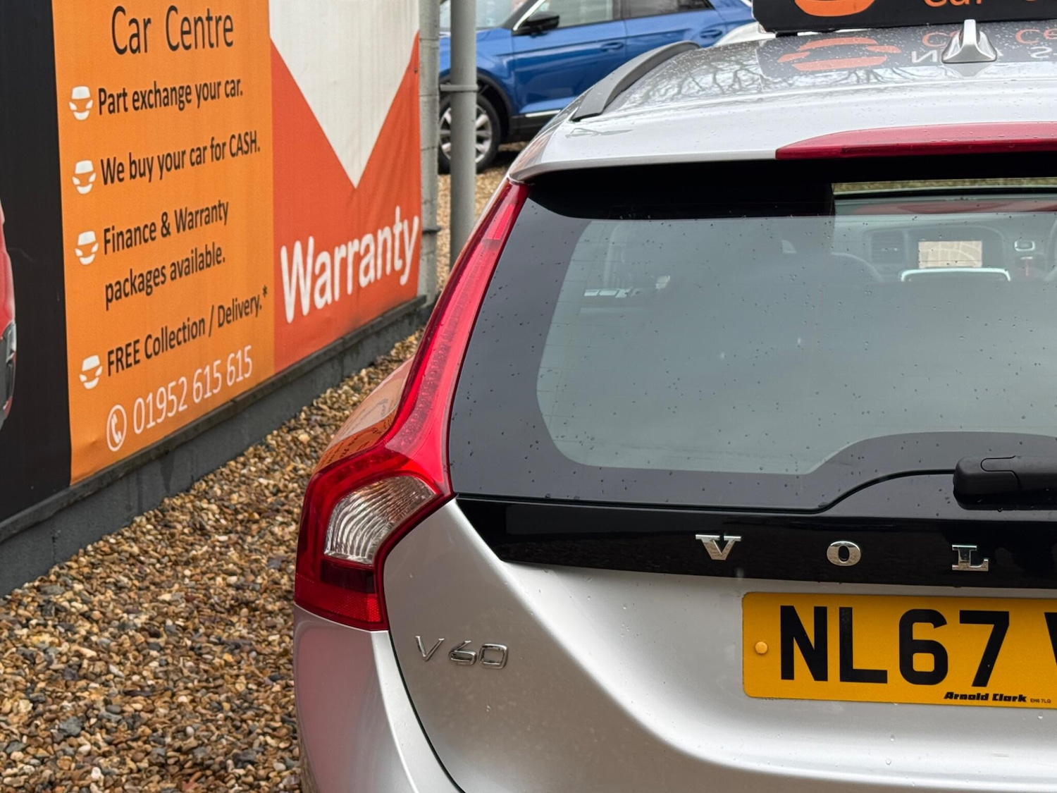 Used Volvo V60 2017 for sale - 77455309: Photo 92