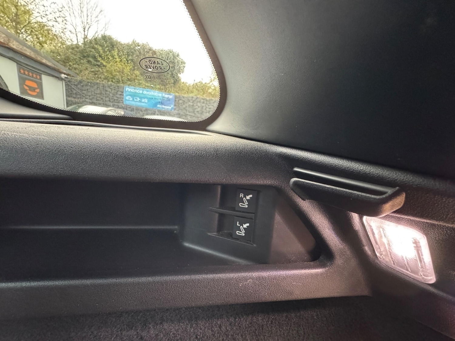 Used Land Rover Discovery Sport 2019 for sale - 77090980: Photo 44