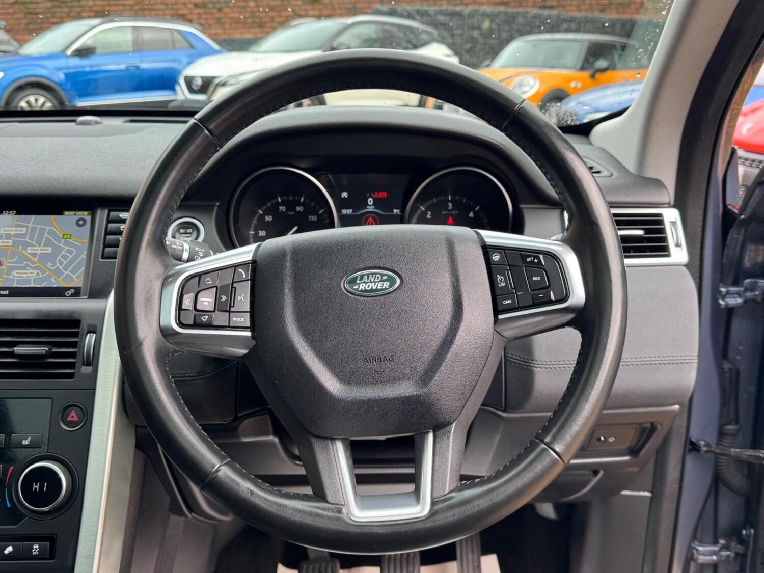 Used Land Rover Discovery Sport 2018 for sale - 77524735: Photo 33