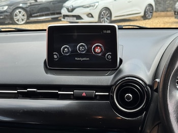 Used Mazda Mazda2 2016 for sale - 75225880: Photo