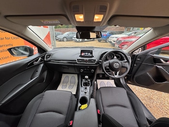 Used Mazda Mazda3 2015 for sale - 76136605: Photo 2