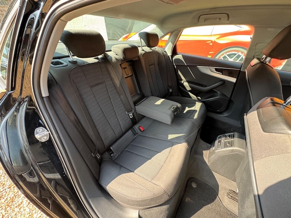 Used Audi A4 2018 for sale - 74242438: Photo 37