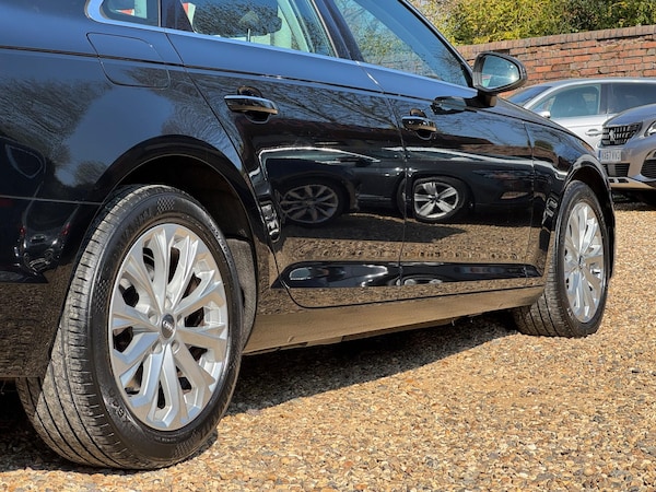 Used Audi A4 2018 for sale - 74242438: Photo 9
