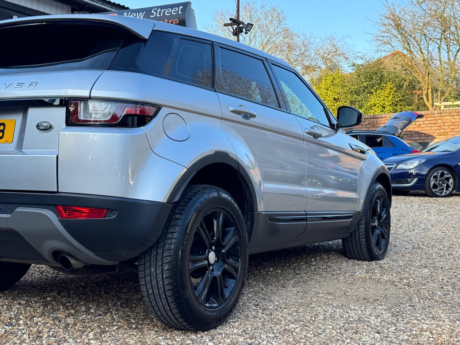 Used Land Rover Range Rover Evoque for sale - 78136133: Photo 11