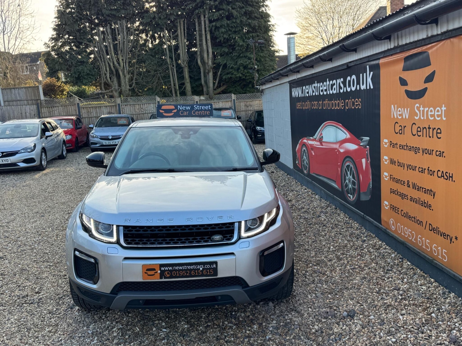 Used Land Rover Range Rover Evoque for sale - 78136133: Photo 4