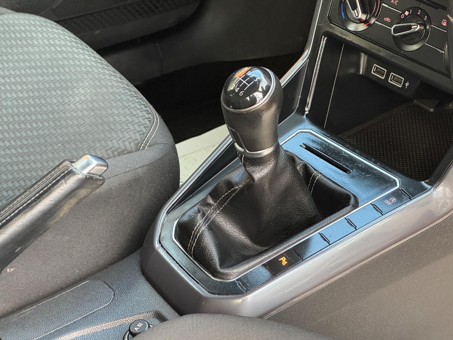 Used Volkswagen Polo 2020 for sale - 77575110: Photo 55