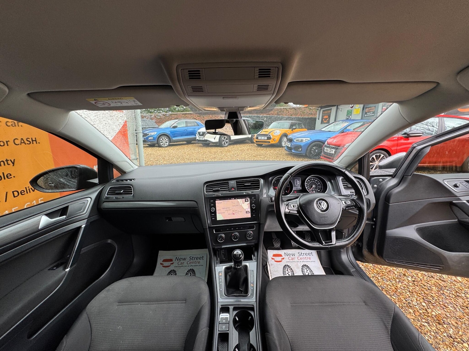 Used Volkswagen Golf 2018 for sale - 77523515: Photo 2