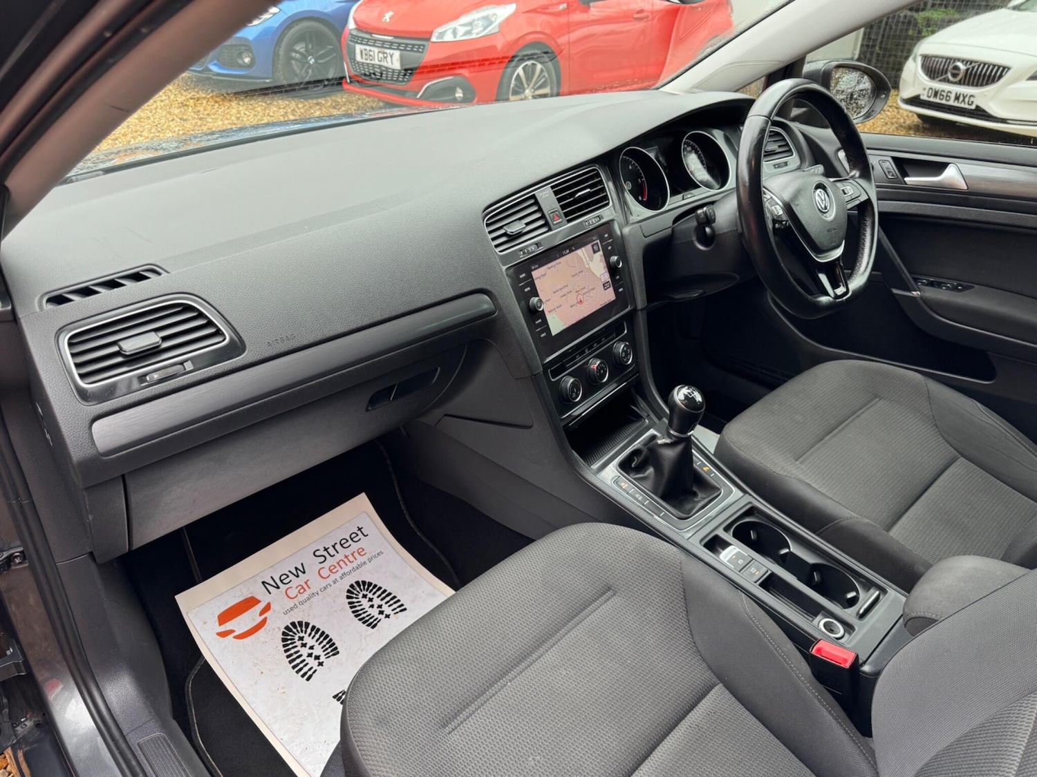 Used Volkswagen Golf 2018 for sale - 77523515: Photo 24