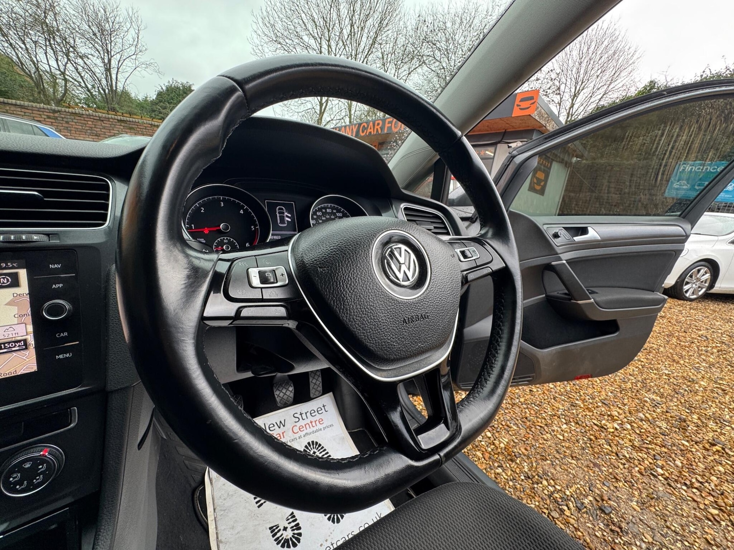 Used Volkswagen Golf 2018 for sale - 77523515: Photo 33