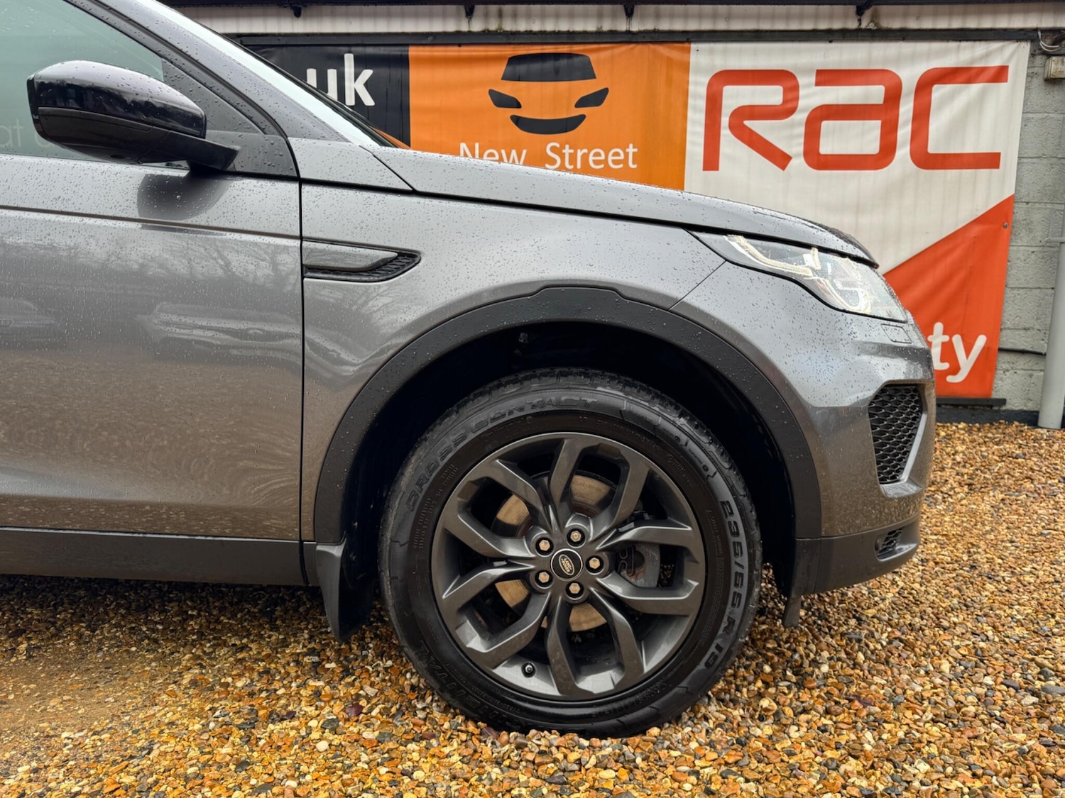 Used Land Rover Discovery Sport 2018 for sale - 77525173: Photo 41