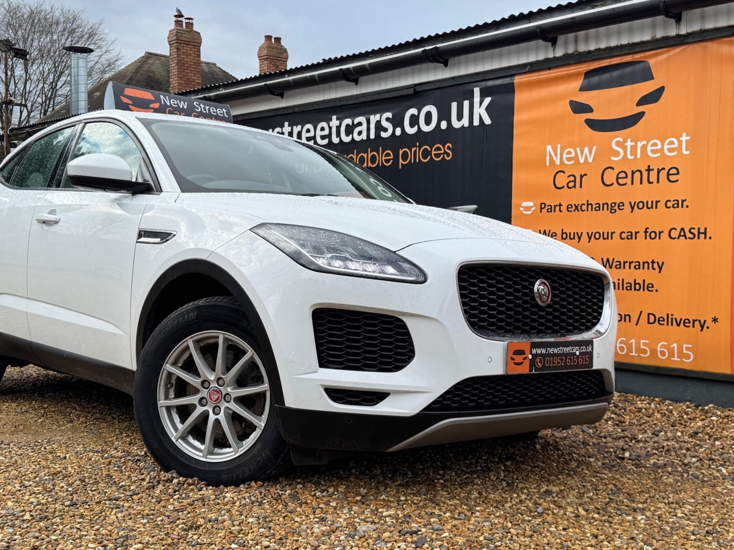 Used Jaguar E-Pace 2019 for sale - 77344053: Photo 8