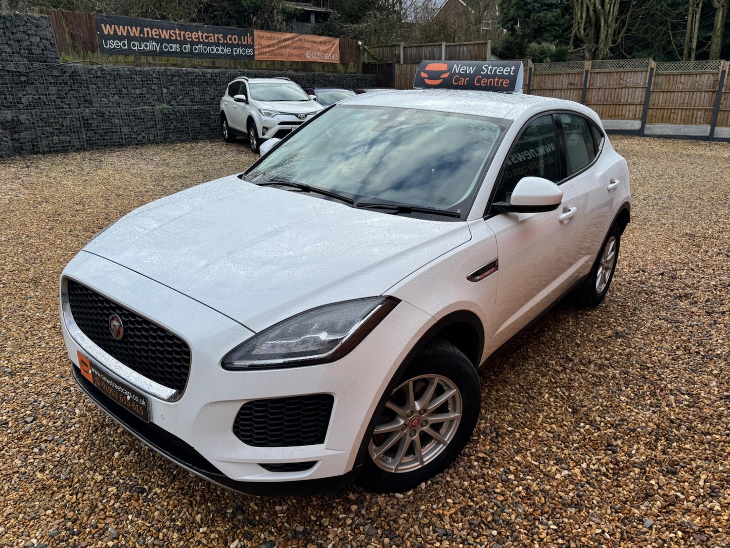Used Jaguar E-Pace 2019 for sale - 77344053: Photo 9