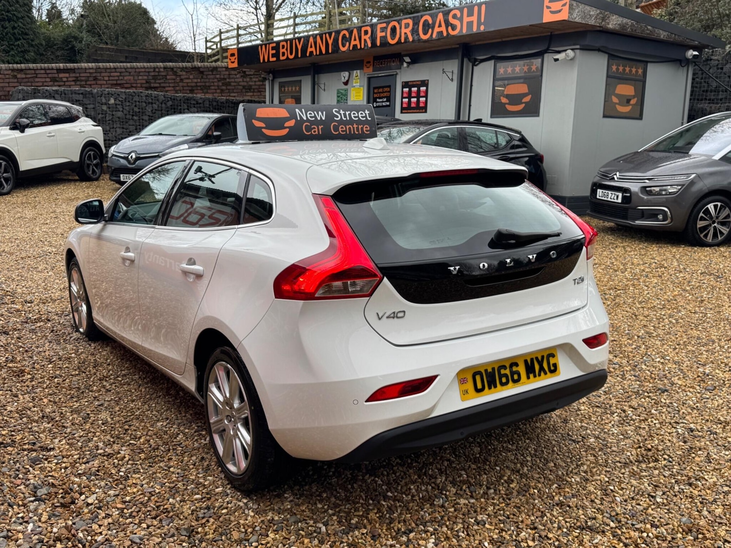 Used Volvo V40 2017 for sale - 77468191: Photo 19