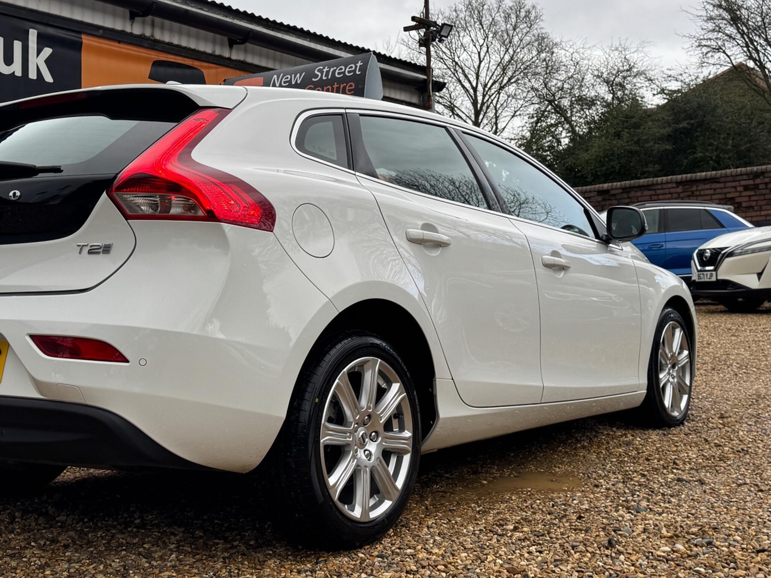 Used Volvo V40 2017 for sale - 77468191: Photo 24