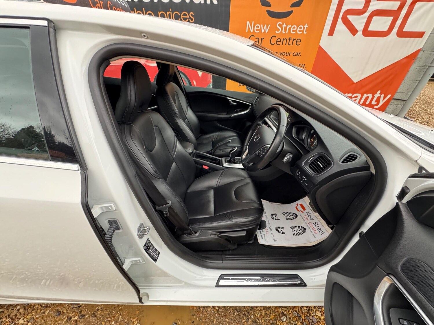 Used Volvo V40 2017 for sale - 77468191: Photo 32