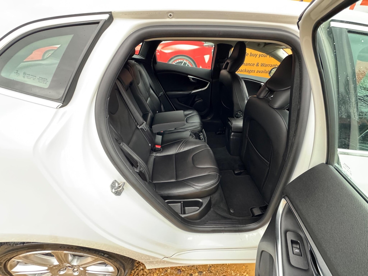 Used Volvo V40 2017 for sale - 77468191: Photo 38