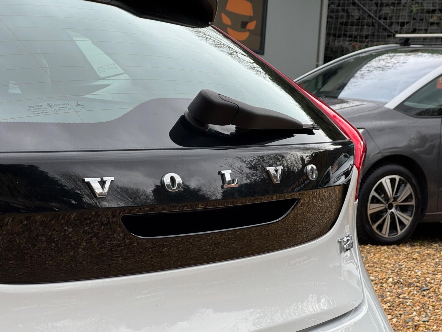 Used Volvo V40 2017 for sale - 77468191: Photo 55