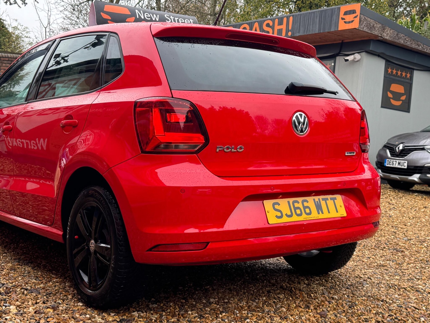 Used Volkswagen Polo 2017 for sale - 76512875: Photo 25