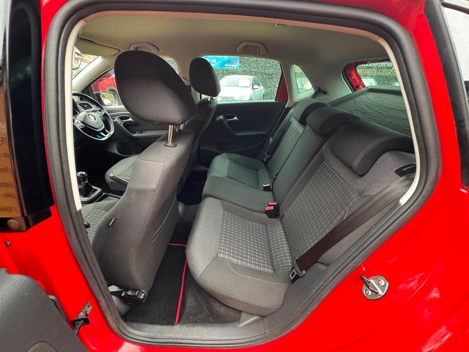 Used Volkswagen Polo 2017 for sale - 76512875: Photo 43