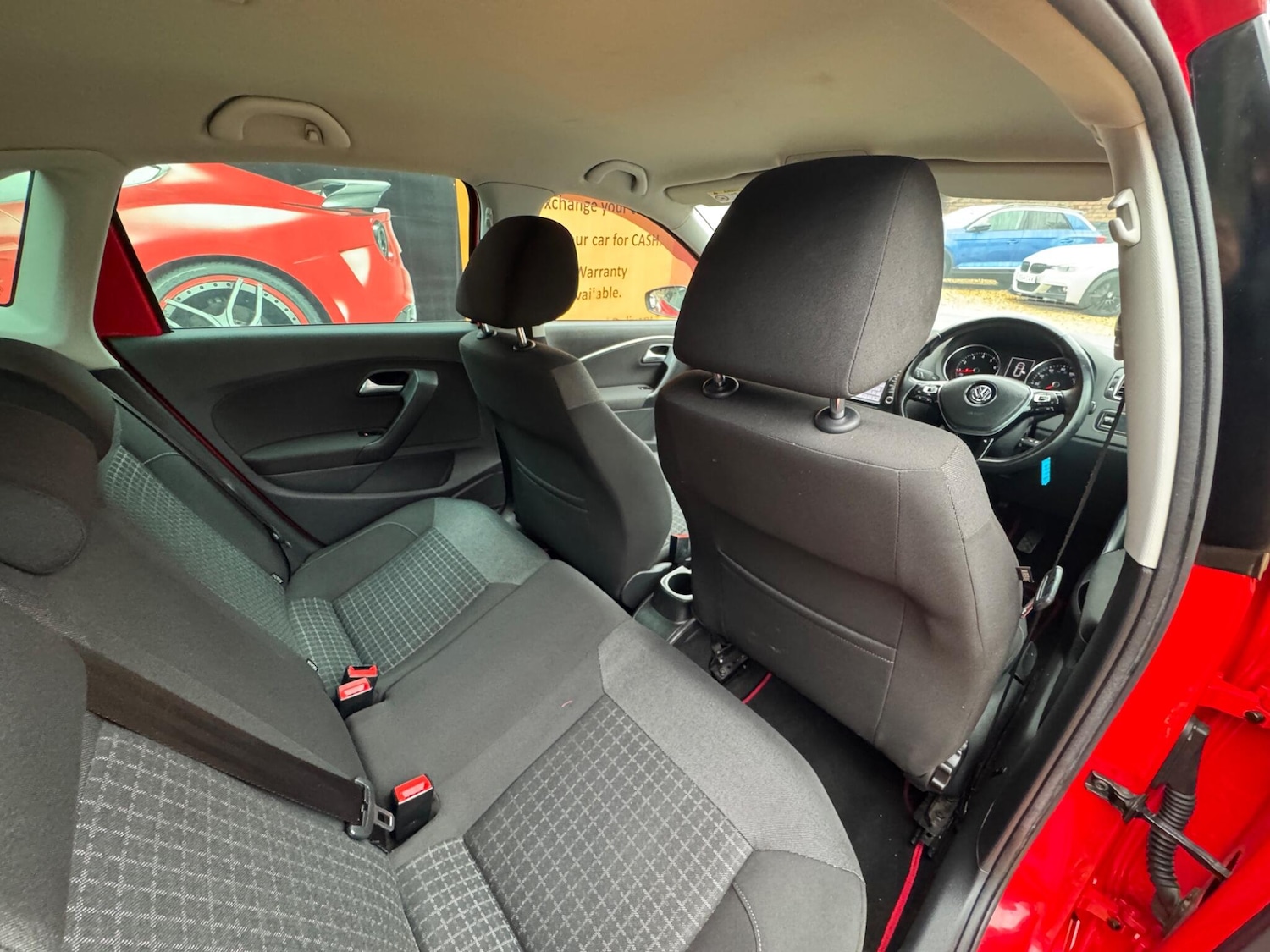 Used Volkswagen Polo 2017 for sale - 76512875: Photo 48