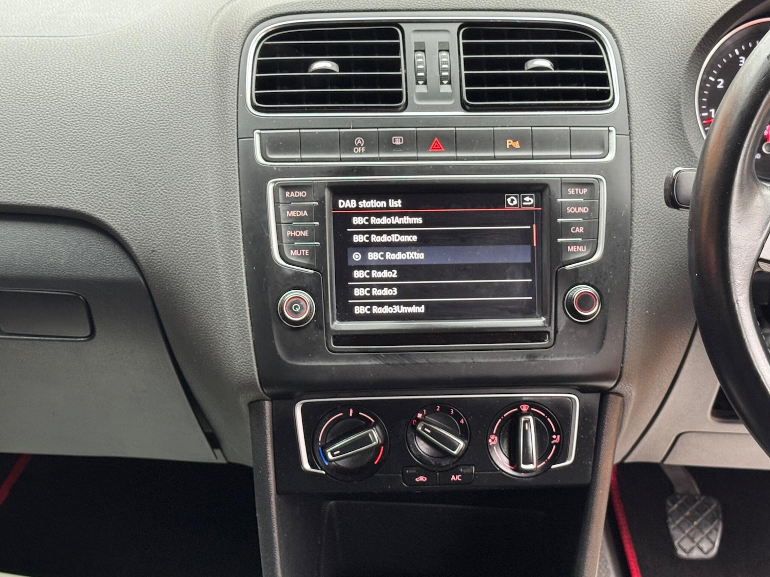 Used Volkswagen Polo 2017 for sale - 76512875: Photo 49