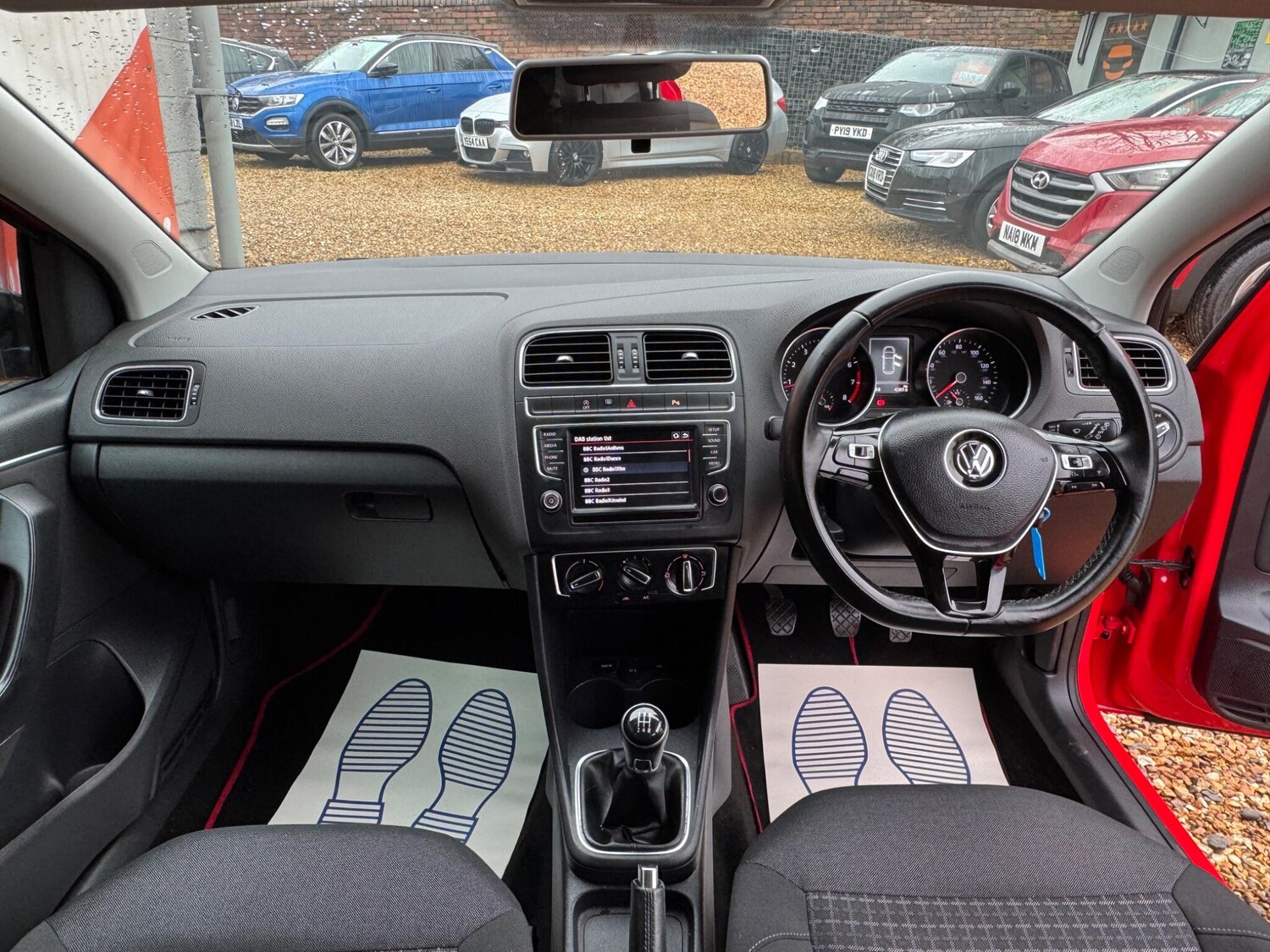 Used Volkswagen Polo 2017 for sale - 76512875: Photo 51