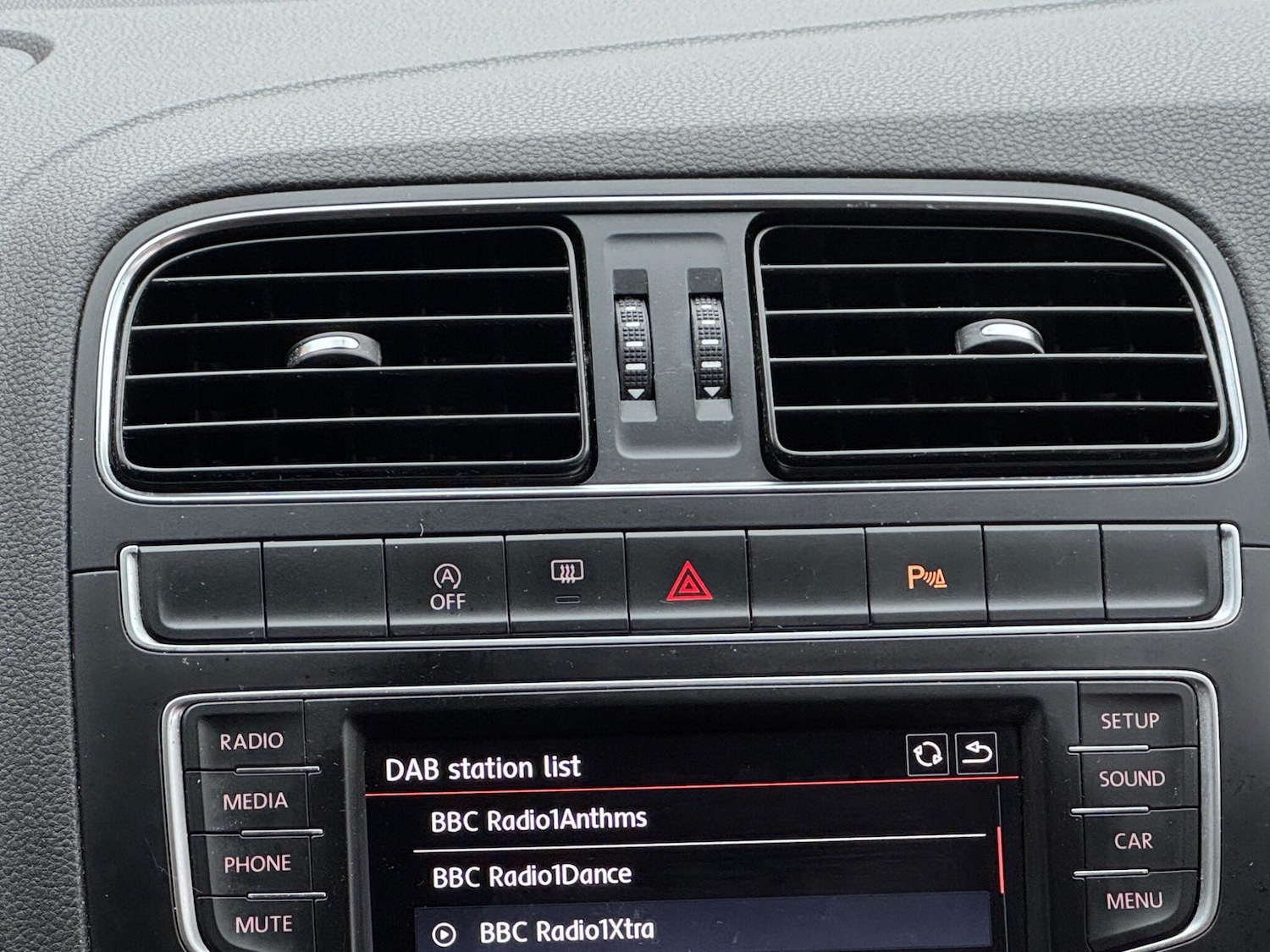 Used Volkswagen Polo 2017 for sale - 76512875: Photo 52