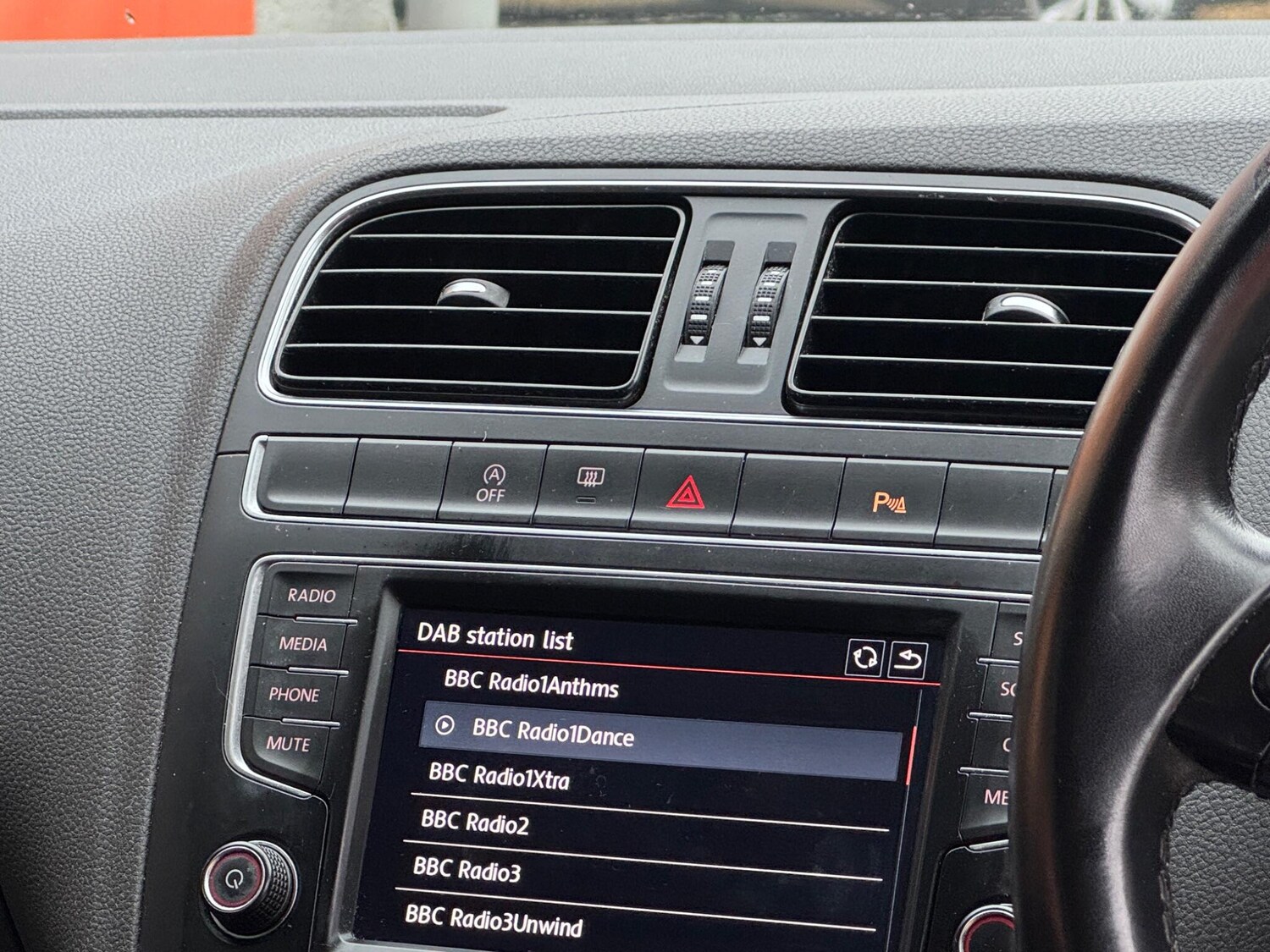 Used Volkswagen Polo 2017 for sale - 76512875: Photo 62