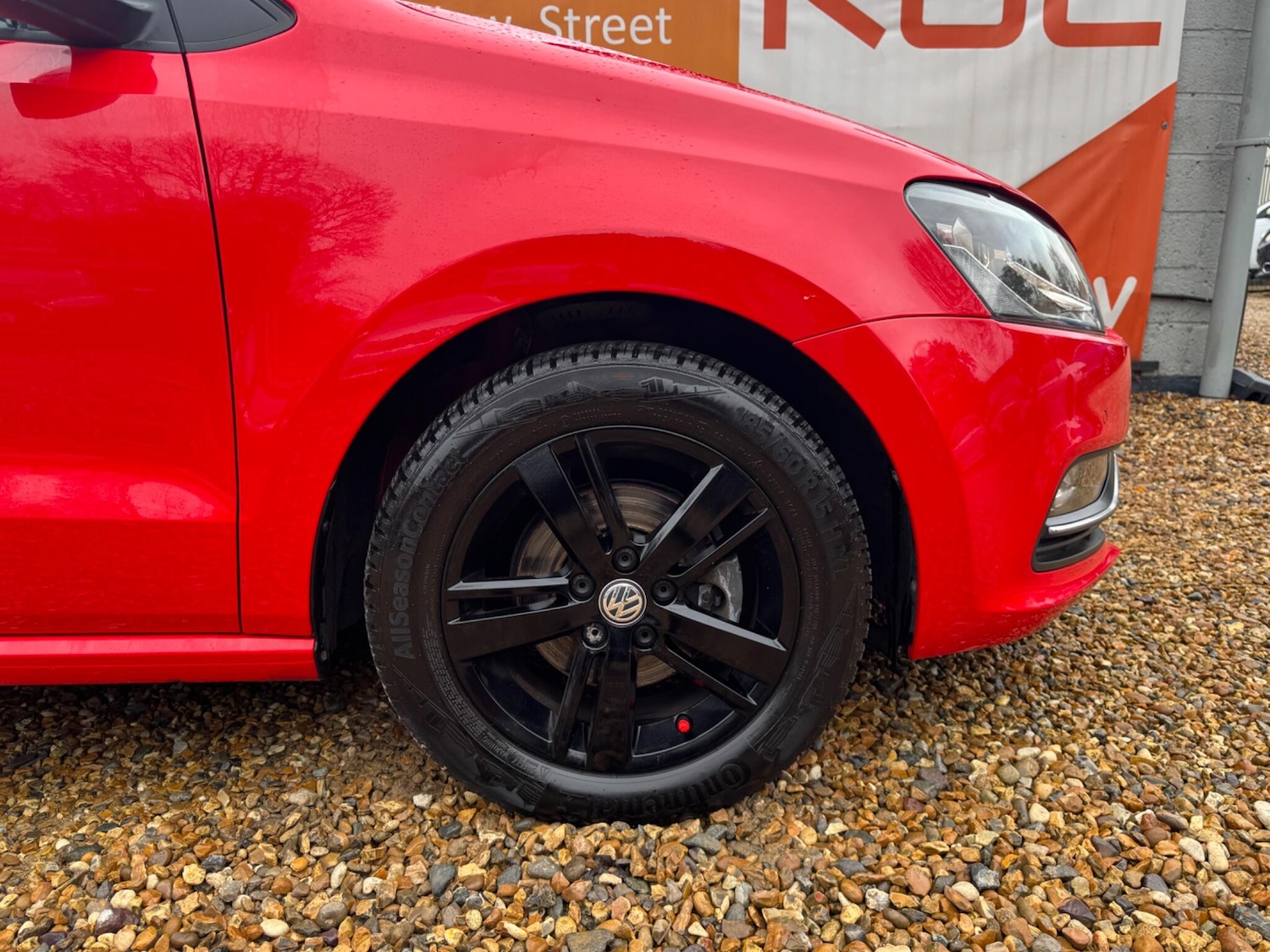 Used Volkswagen Polo 2017 for sale - 76512875: Photo 67