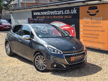 Used Peugeot 208 2016 for sale - 79589977: Photo