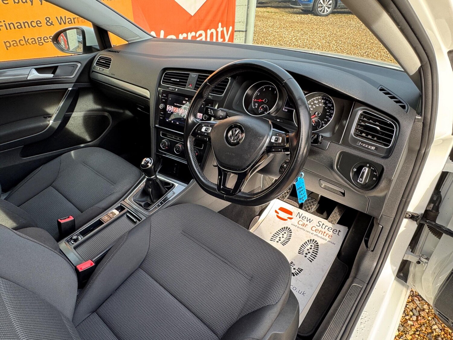 Used Volkswagen Golf 2018 for sale - 77550491: Photo 23