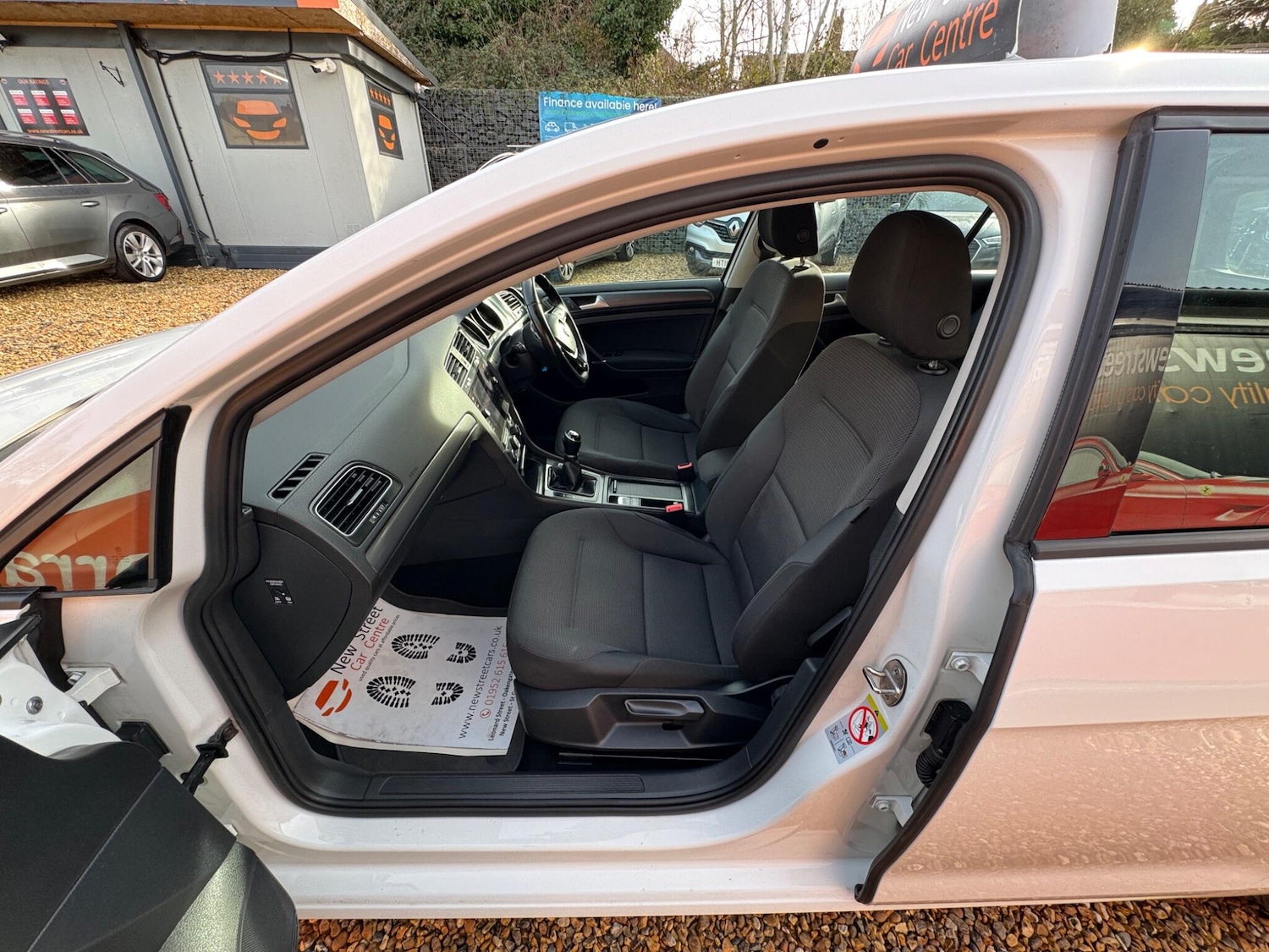 Used Volkswagen Golf 2018 for sale - 77550491: Photo 41