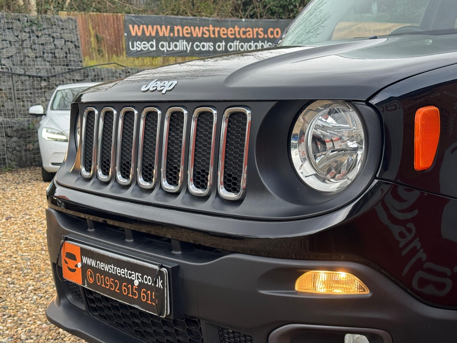 Used Jeep Renegade 2016 for sale - 77612648: Photo 28