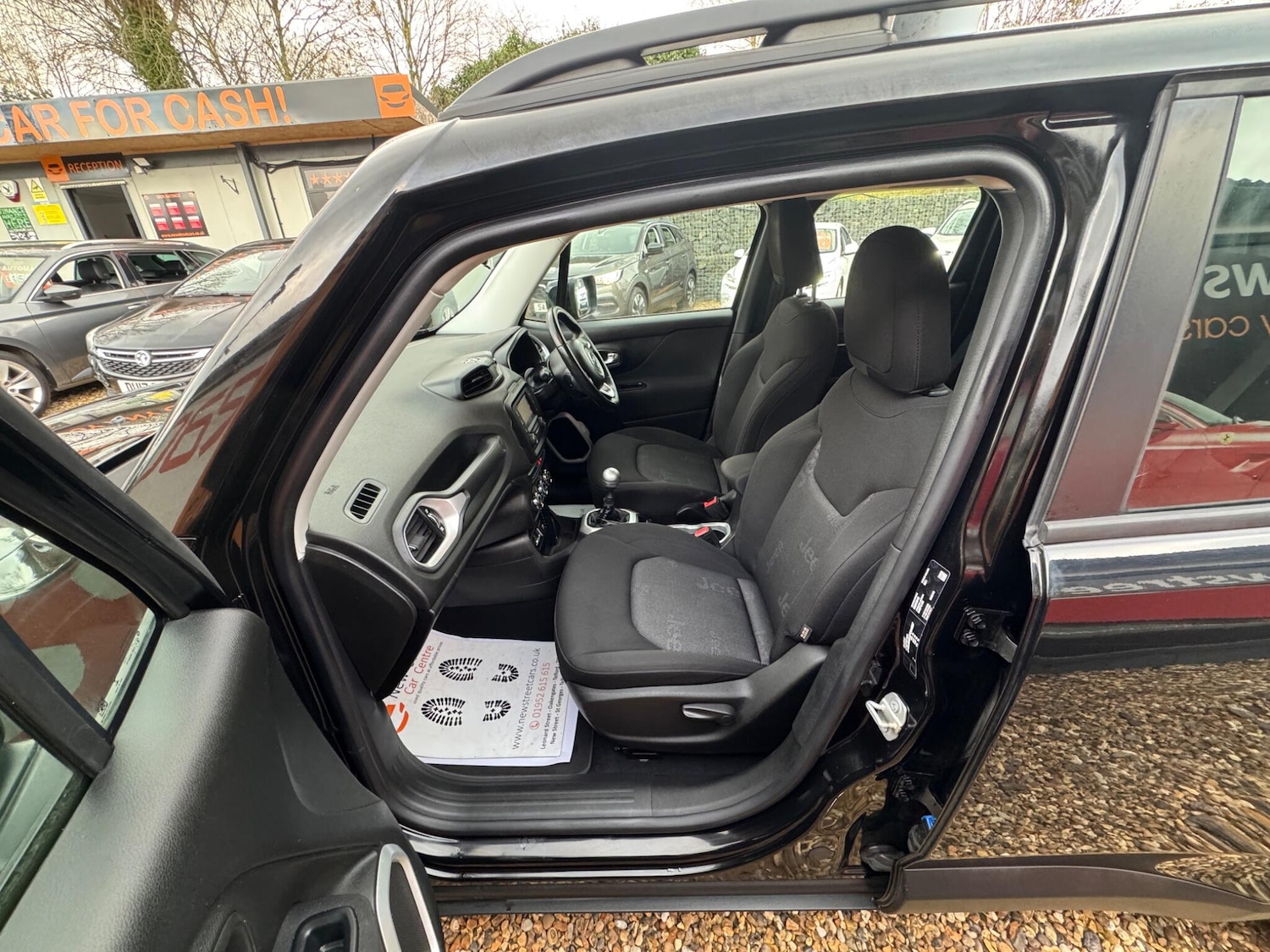 Used Jeep Renegade 2016 for sale - 77612648: Photo 30