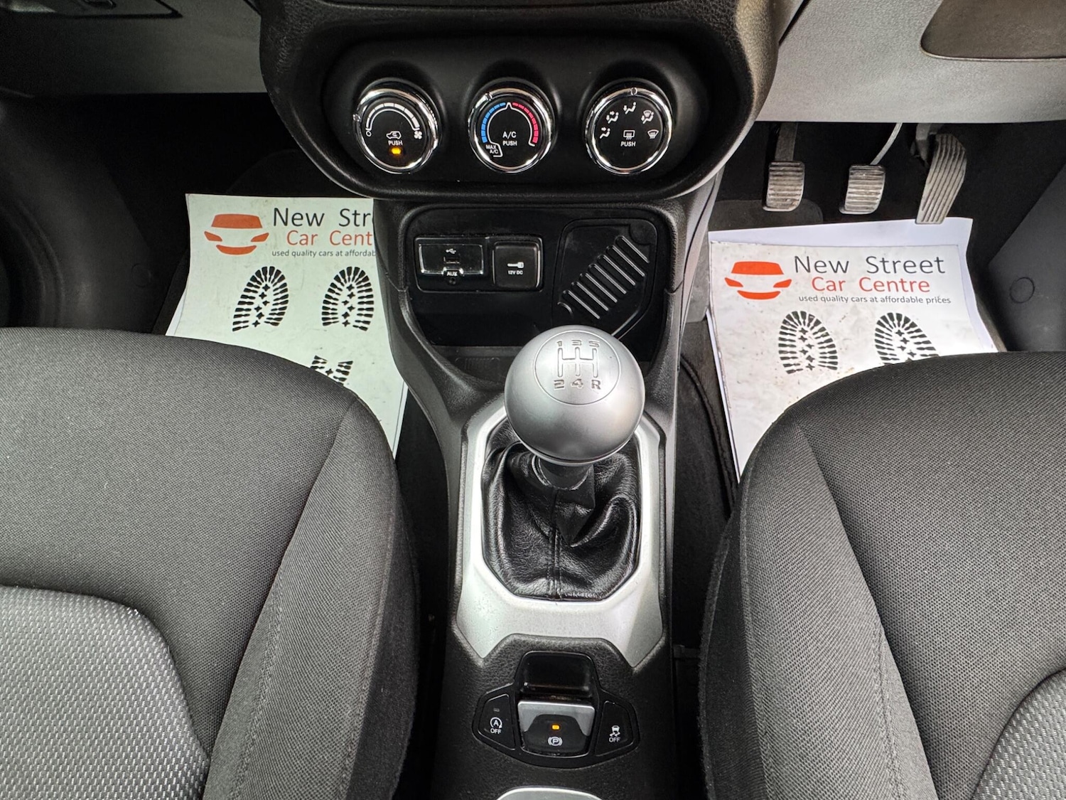 Used Jeep Renegade 2016 for sale - 77612648: Photo 43