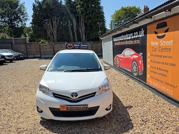 Used Toyota Yaris 2012 for sale - 79225164: Photo