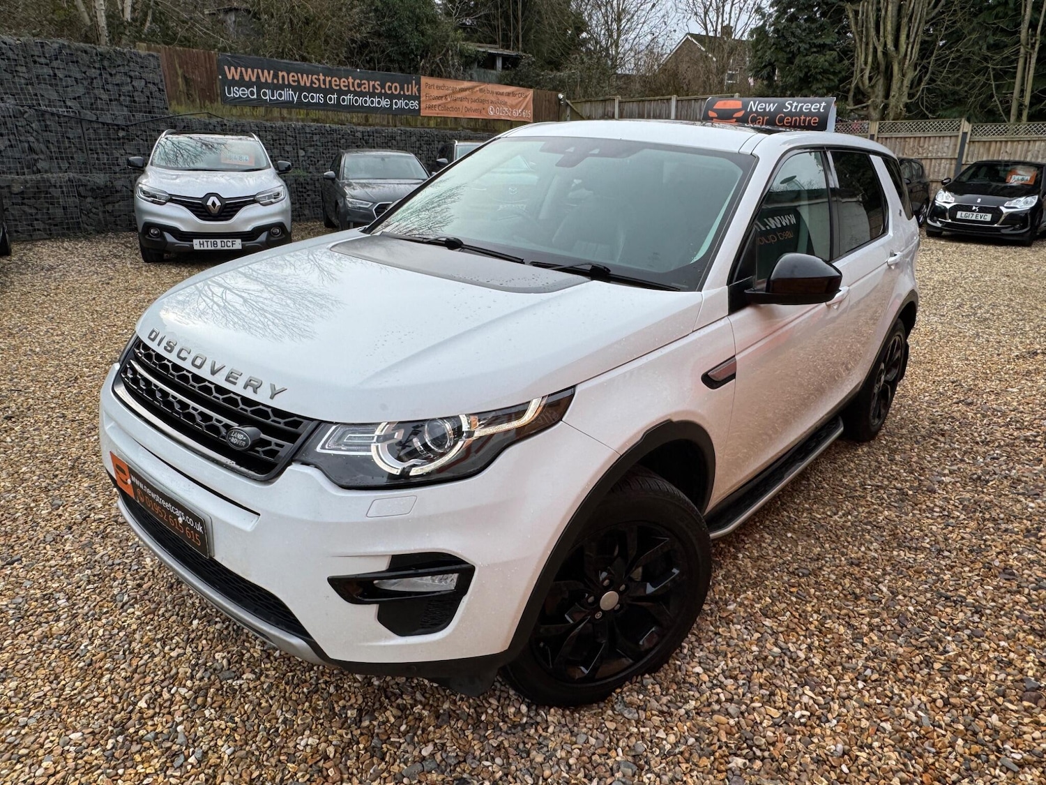 Used Land Rover Discovery Sport 2017 for sale - 77683789: Photo 14